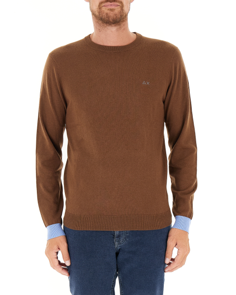 Maglione con toppe