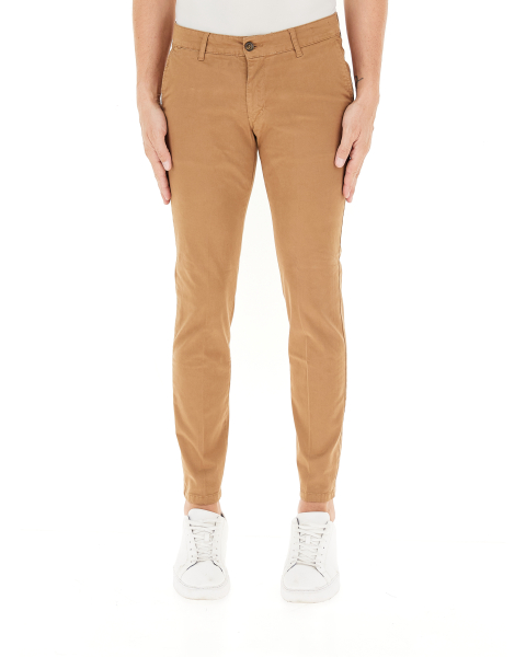 Pantalone chino
