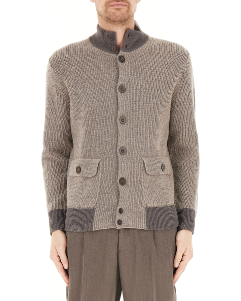 Cardigan con bottoni