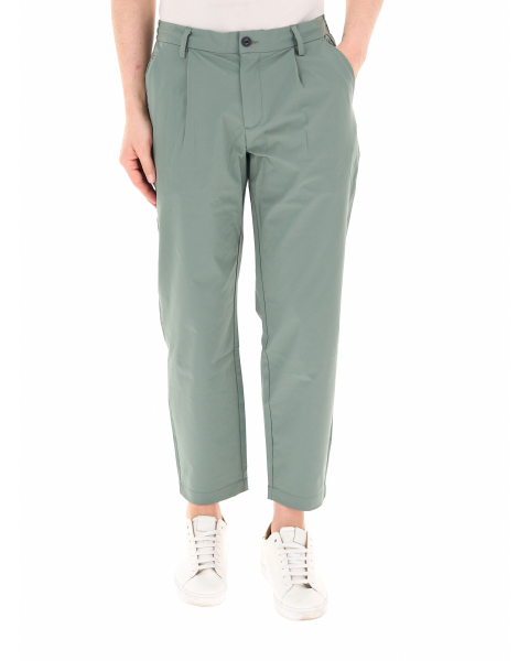 Pantalone con pinces