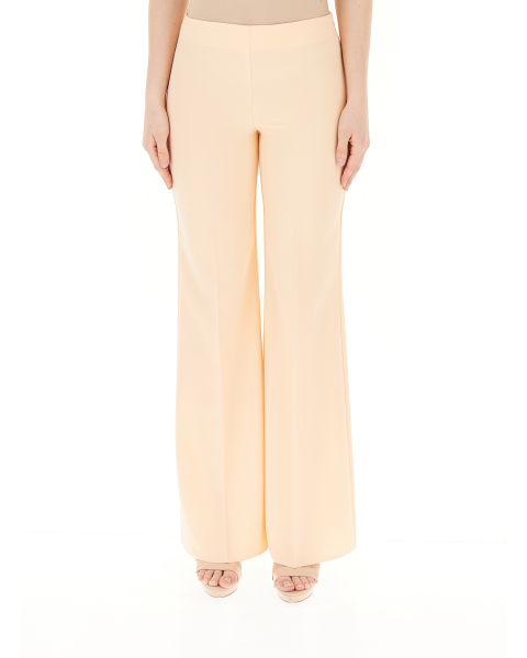 Pantalone flare