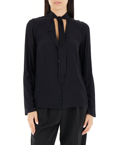 Blusa collo foulard