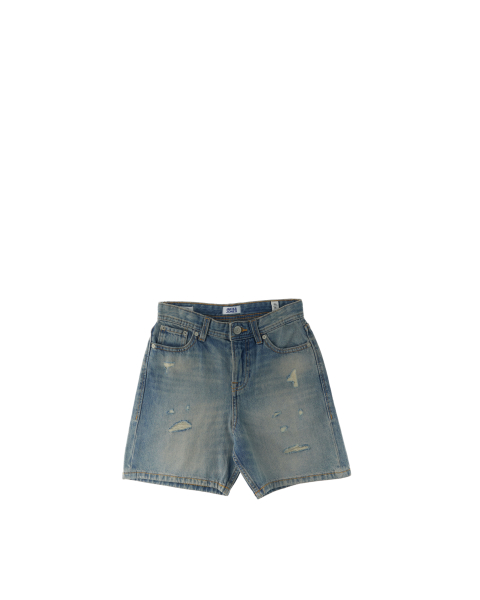 Shorts in jeans