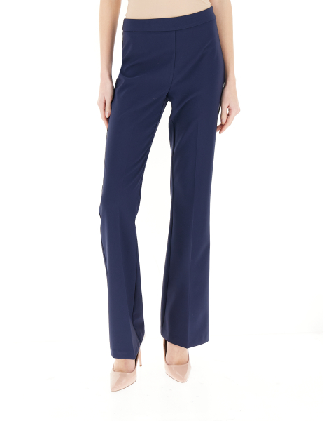 Pantalone flare