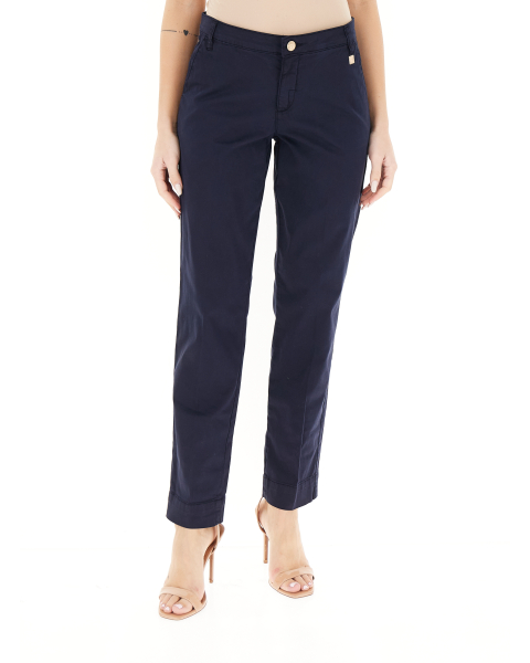 Pantalone a sigaretta