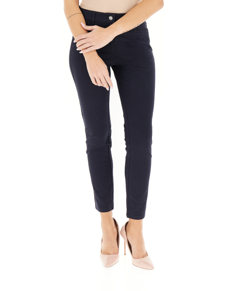 Pantaloni a sigaretta