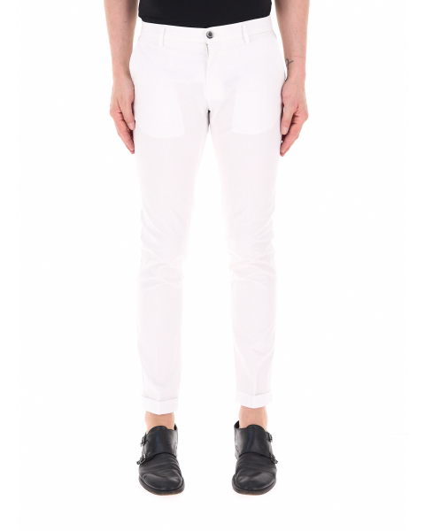 Pantalone chino