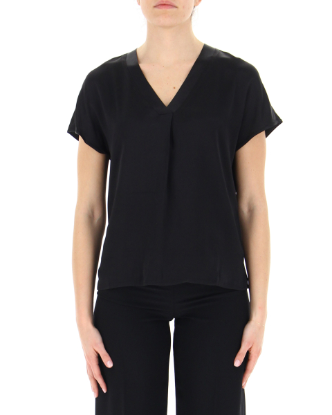 Blusa scollo V