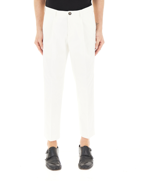 Pantalone con pinces