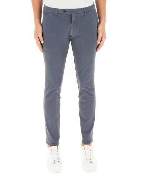 Pantalone chino