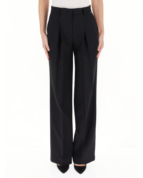 Pantalone a palazzo