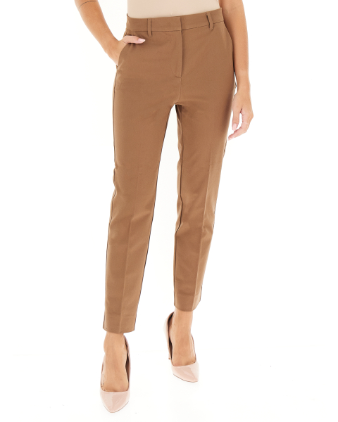Pantalone a sigaretta