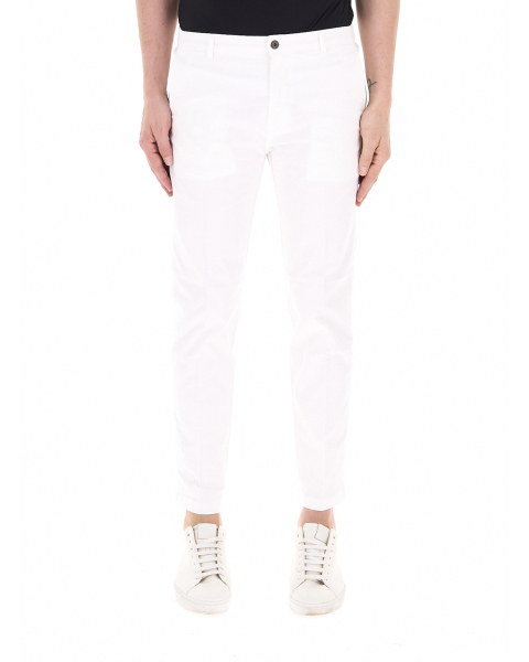 Pantalone chino