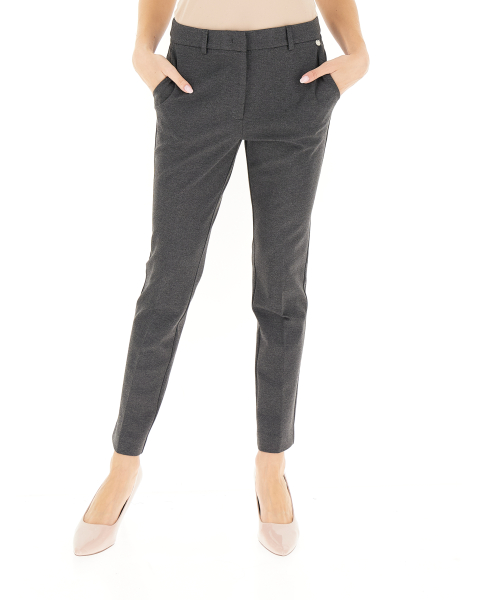 Pantalone a sigaretta