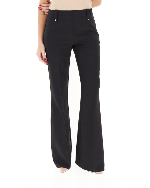 Pantalone flare