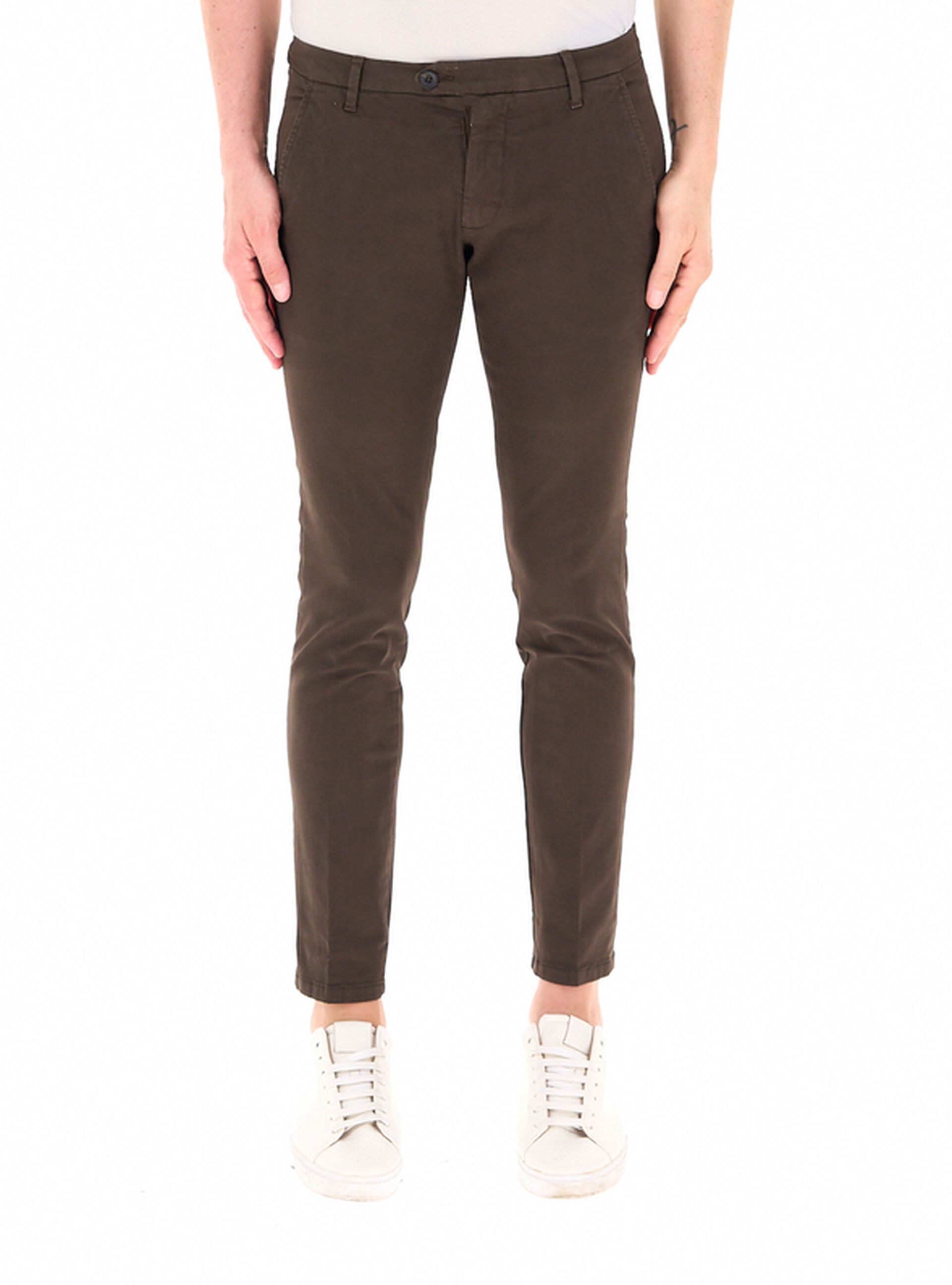 Pantalone chino