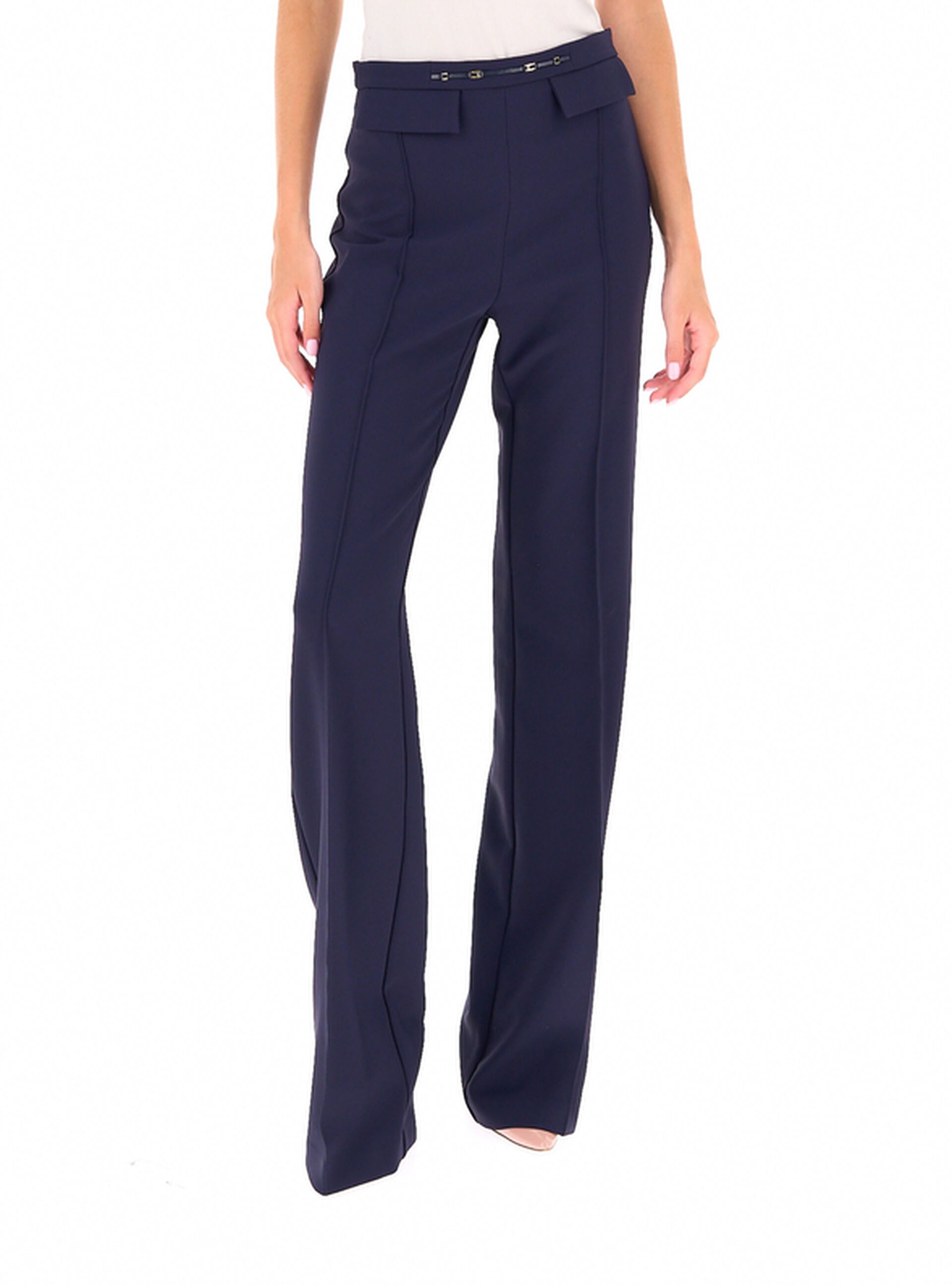 Pantalone flare