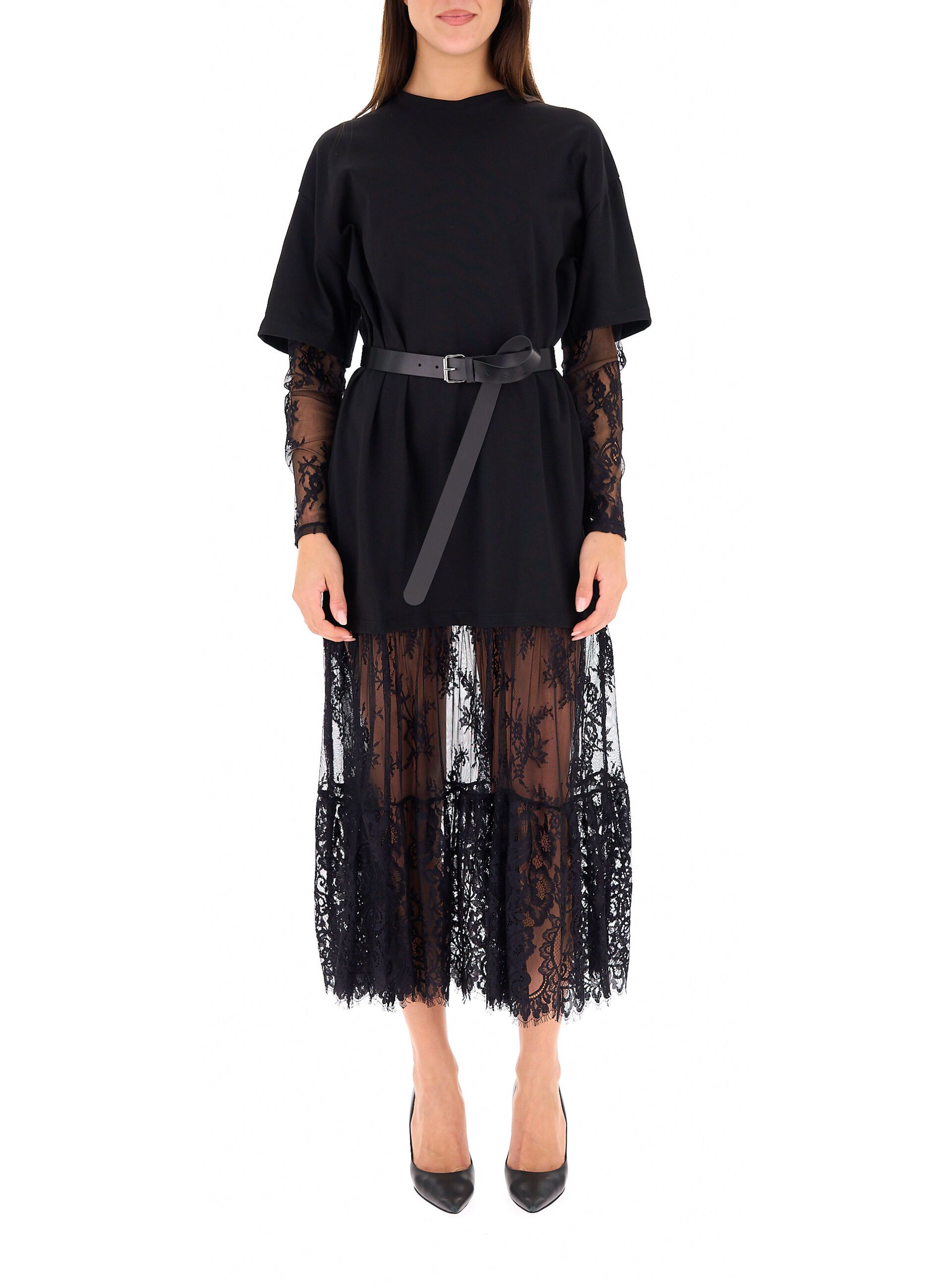 Abito con pizzo