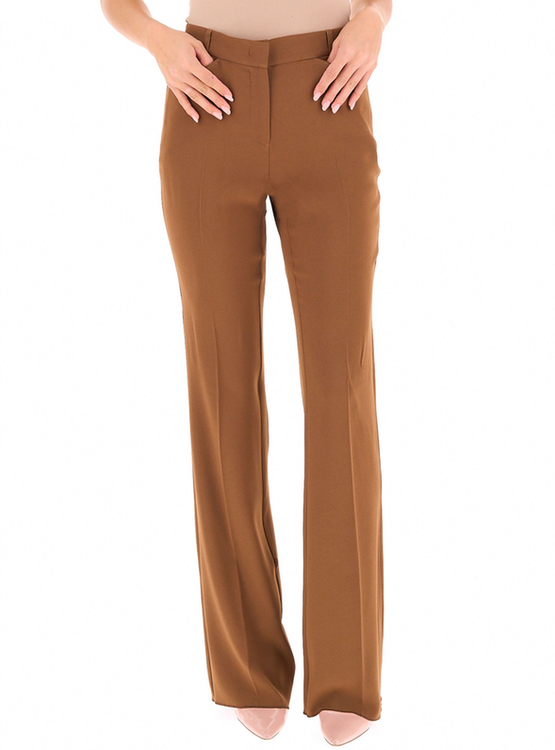 Pantalone flare