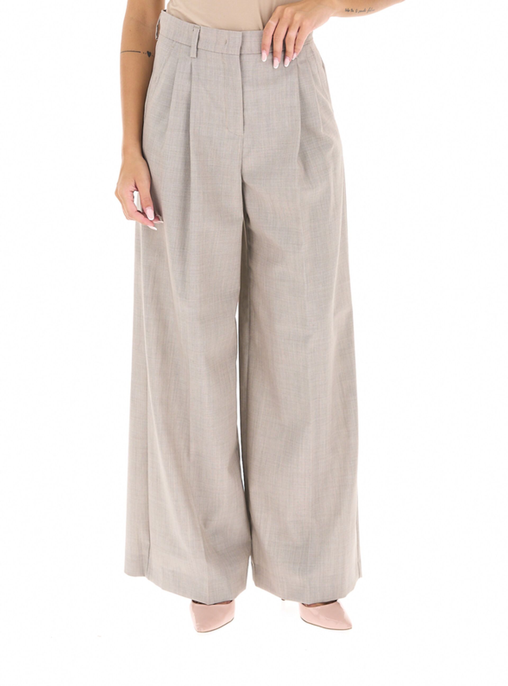 Pantalone a palazzo