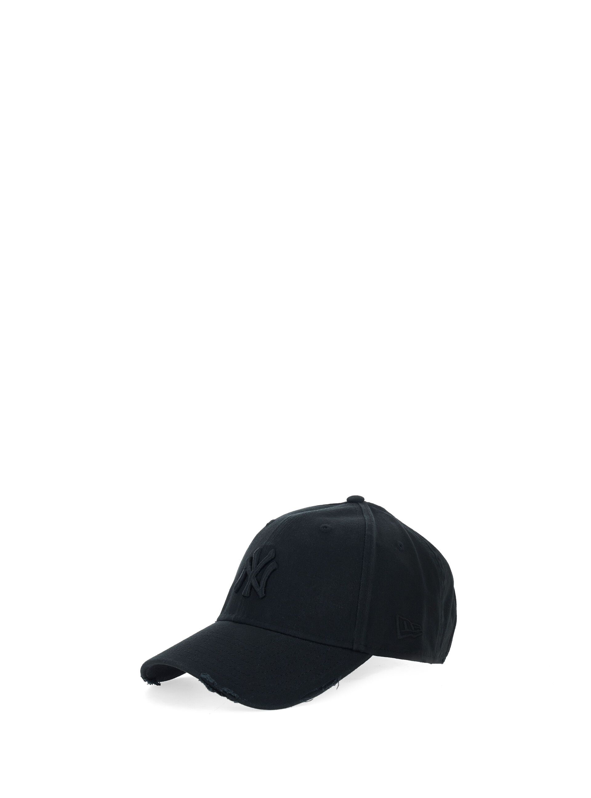 Cappello con visiera