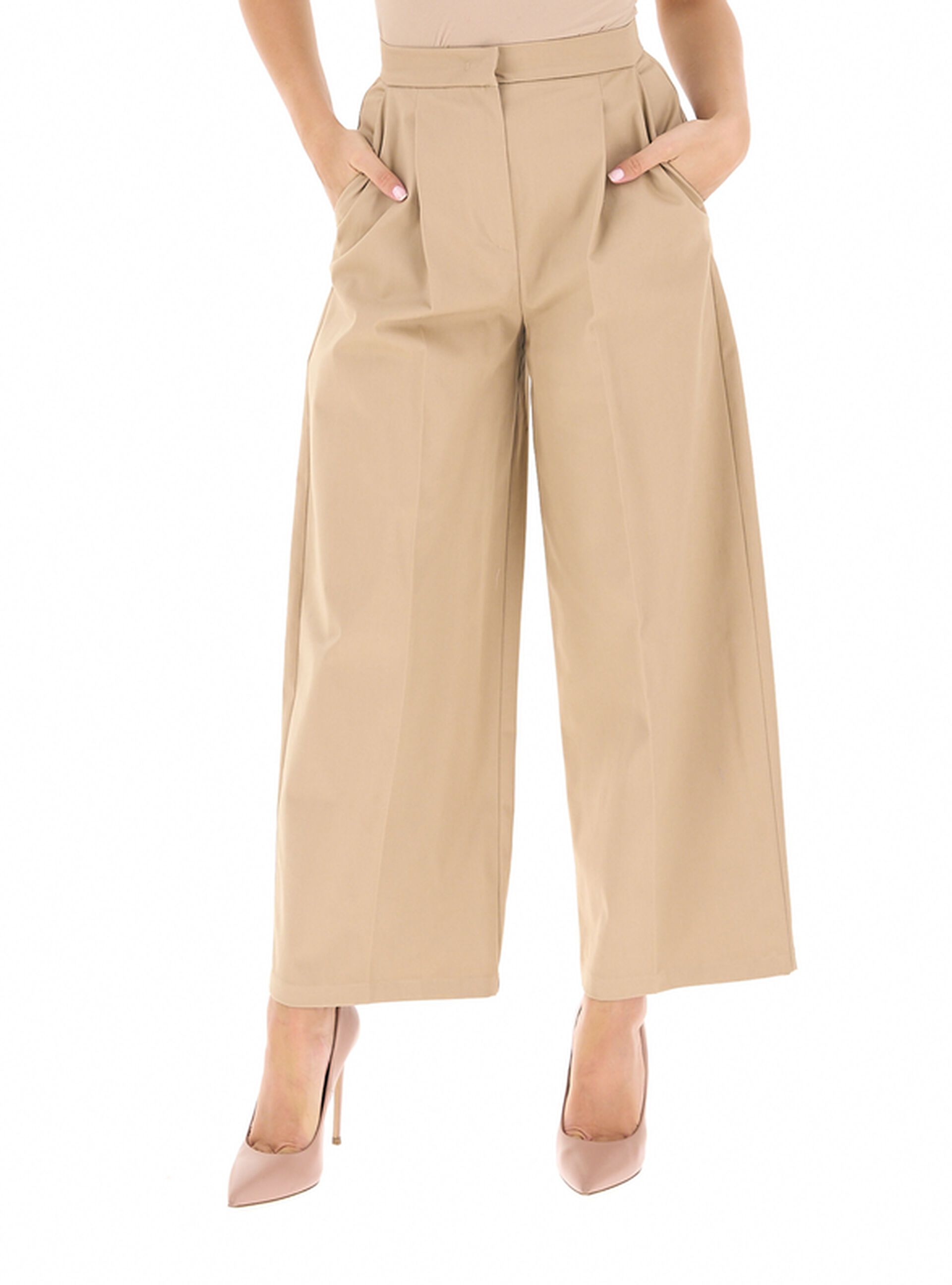Pantalone a palazzo