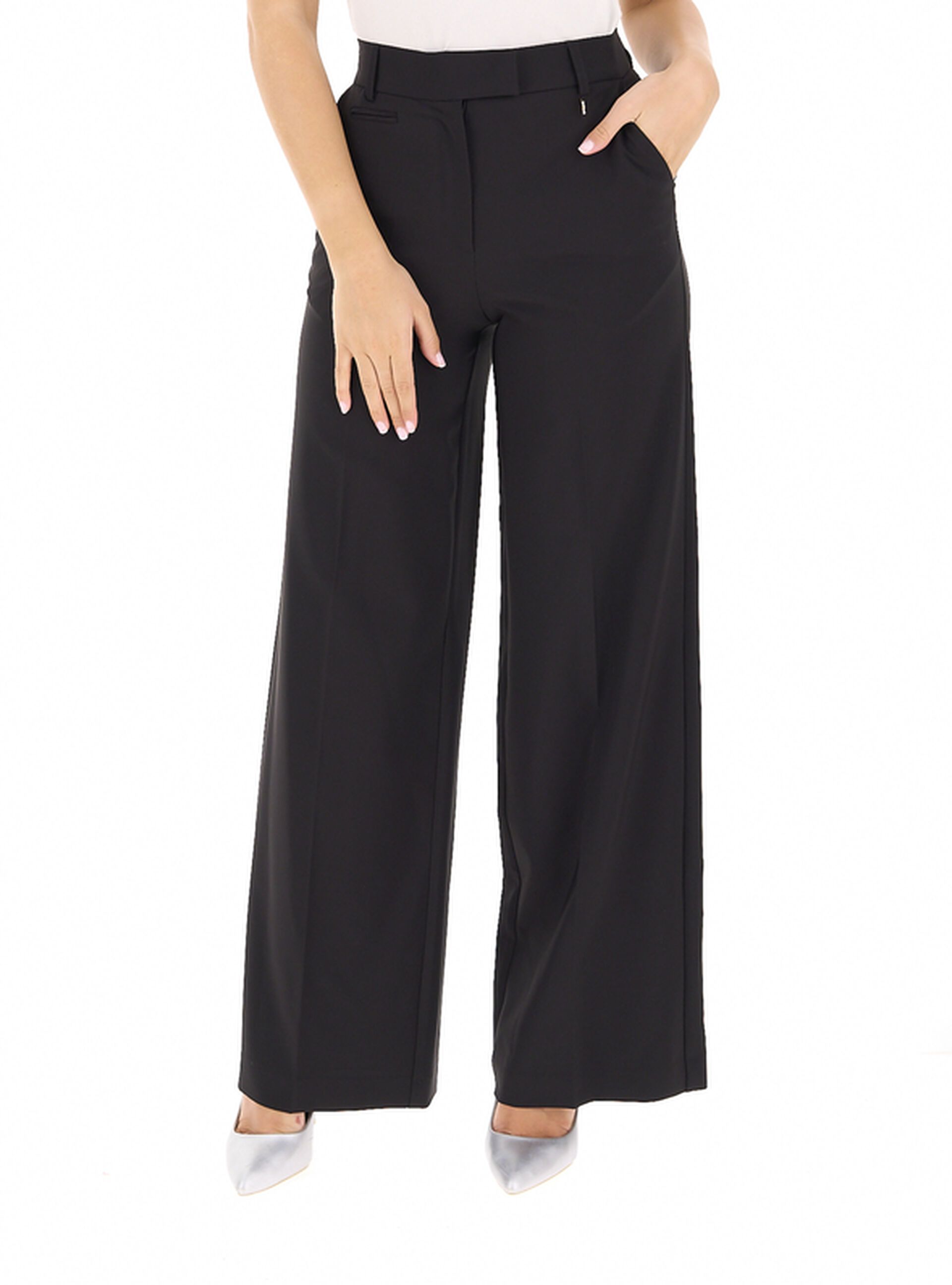 Pantalone a palazzo