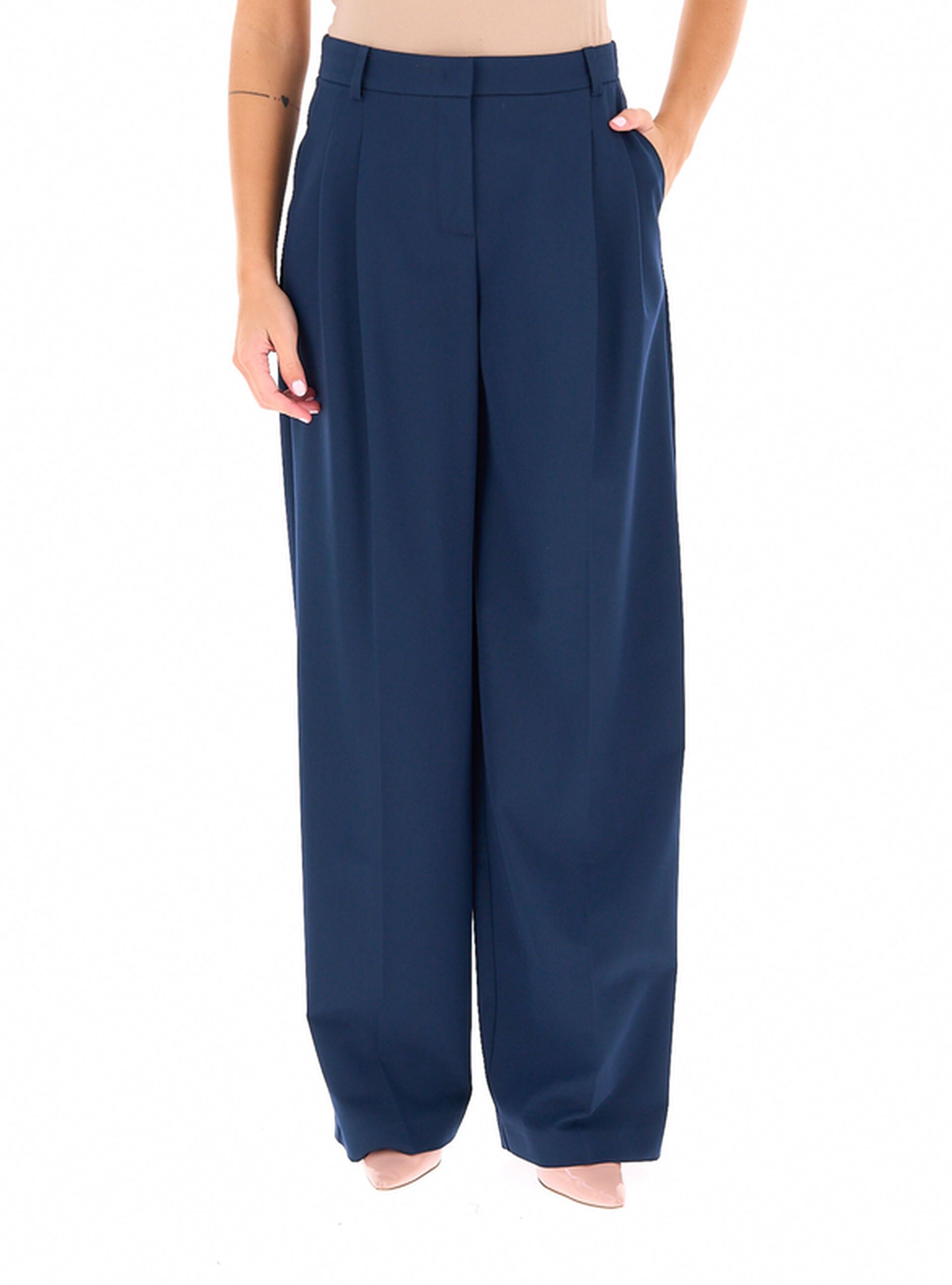 Pantalone a palazzo