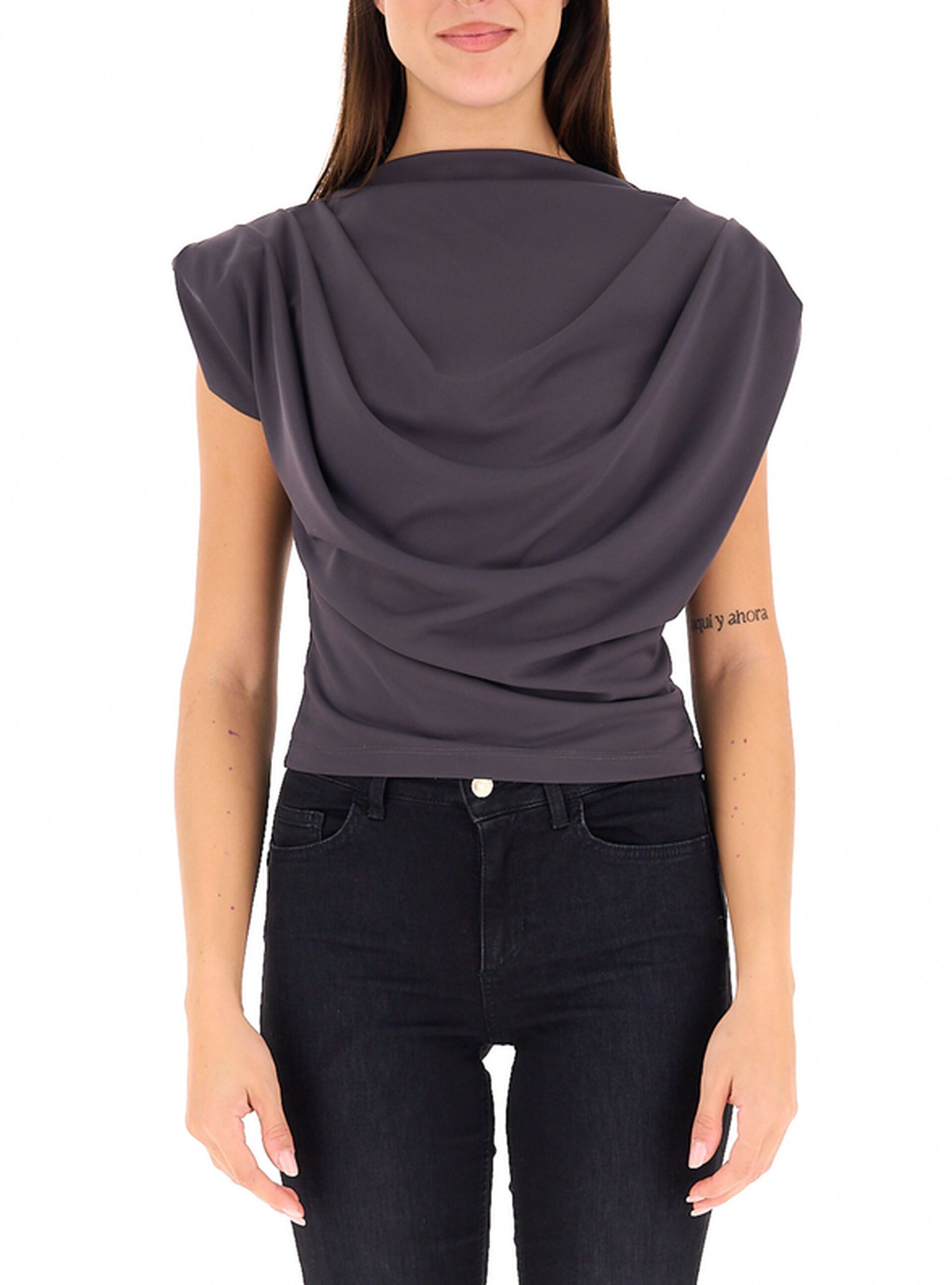 Top con drappeggio