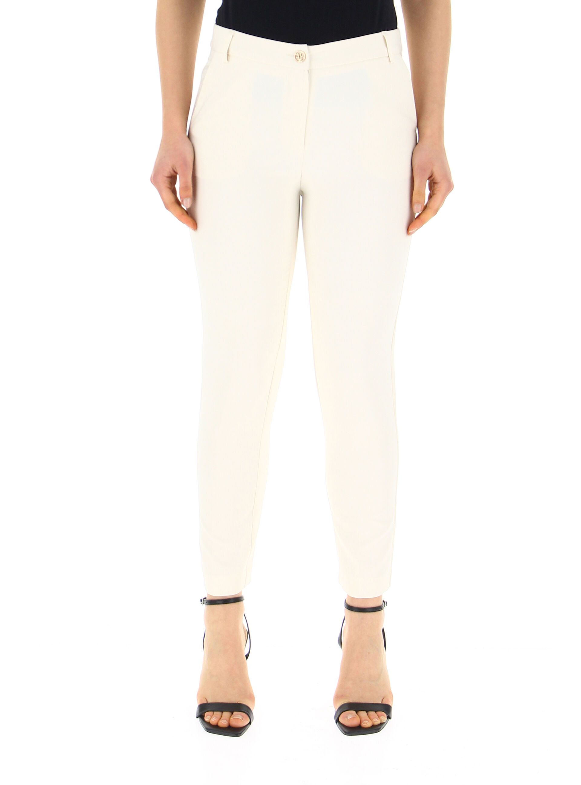 Pantalone a sigaretta