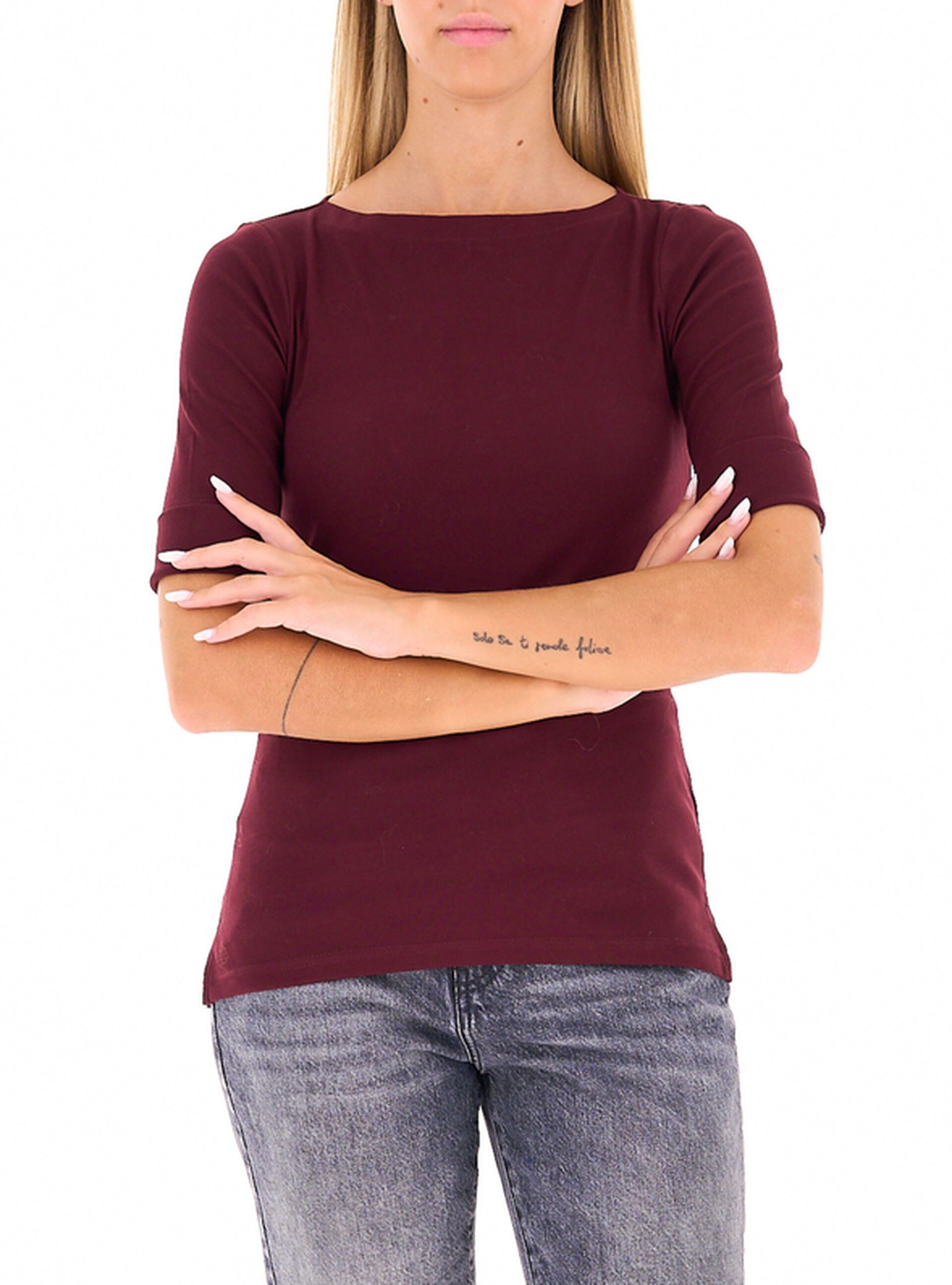 T-shirt scollo a barchetta