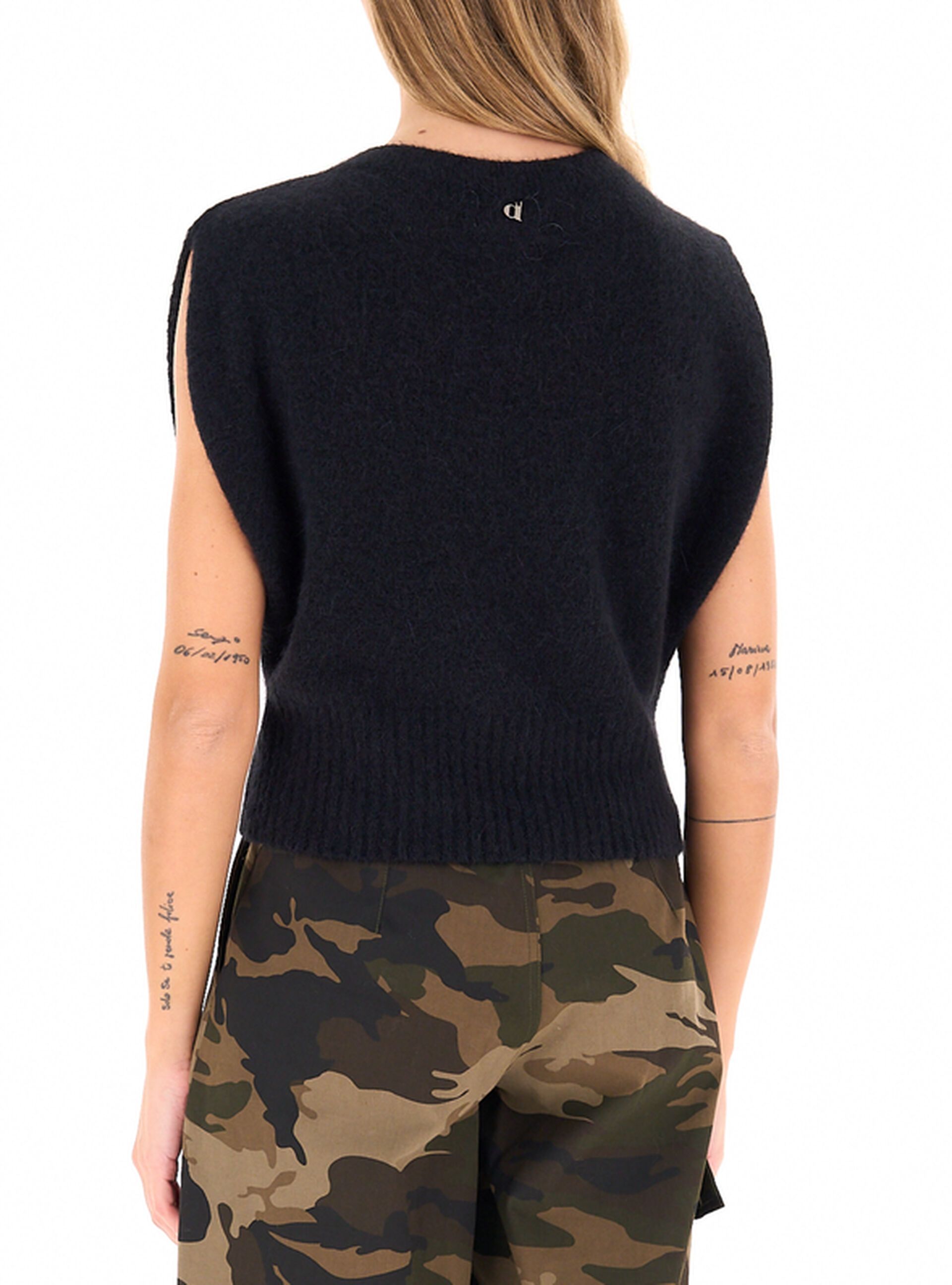 secondary product photo