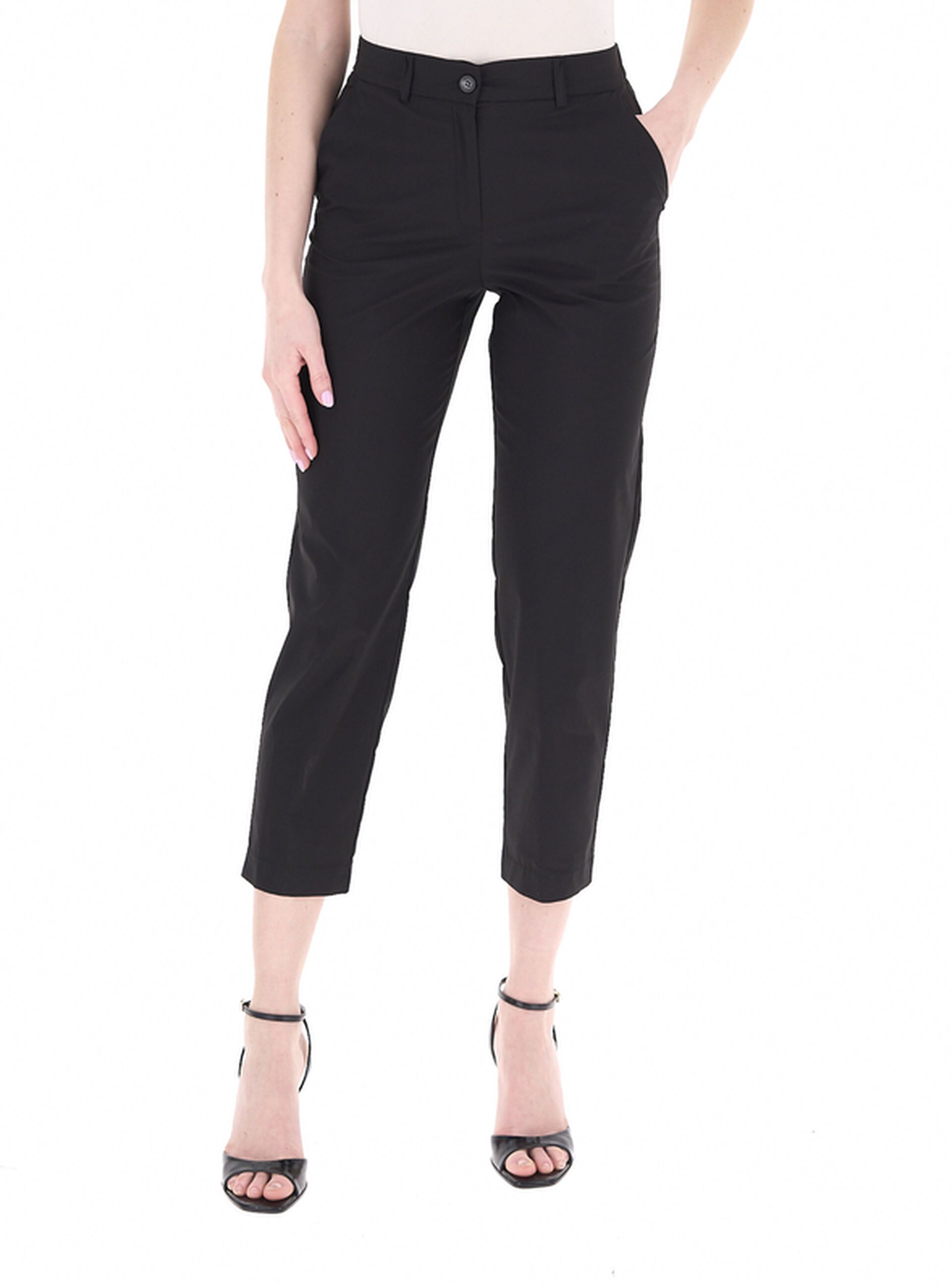 Pantalone a sigaretta