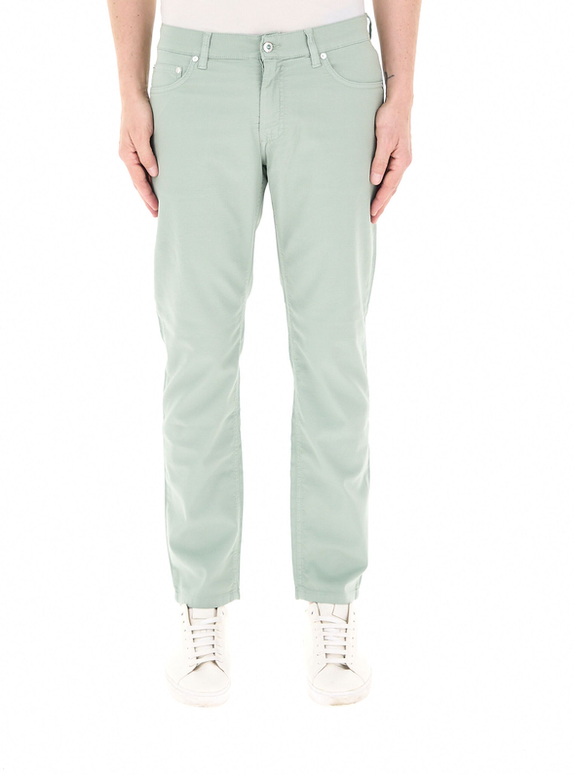 Pantalone a sigaretta