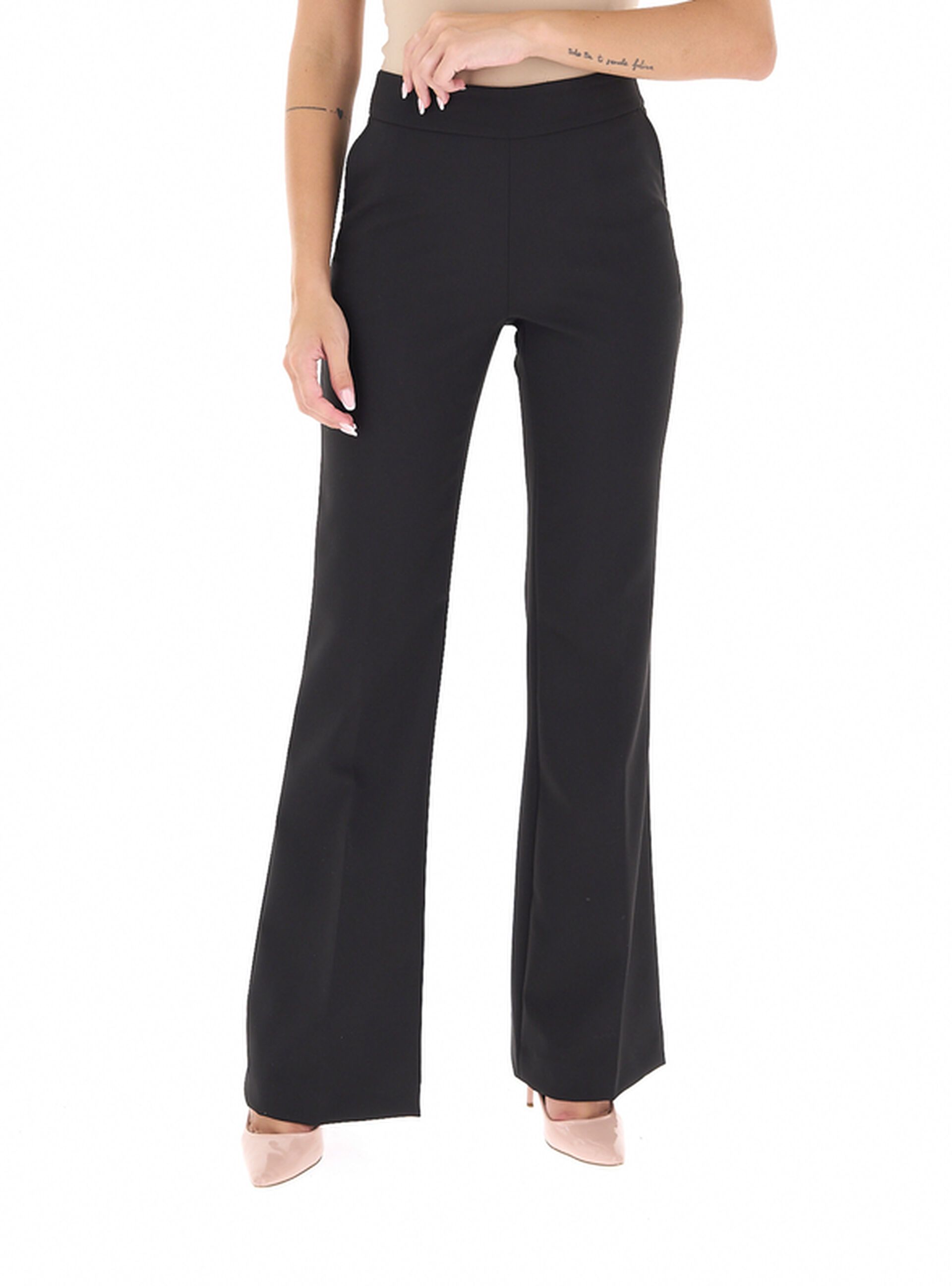 Pantalone a palazzo