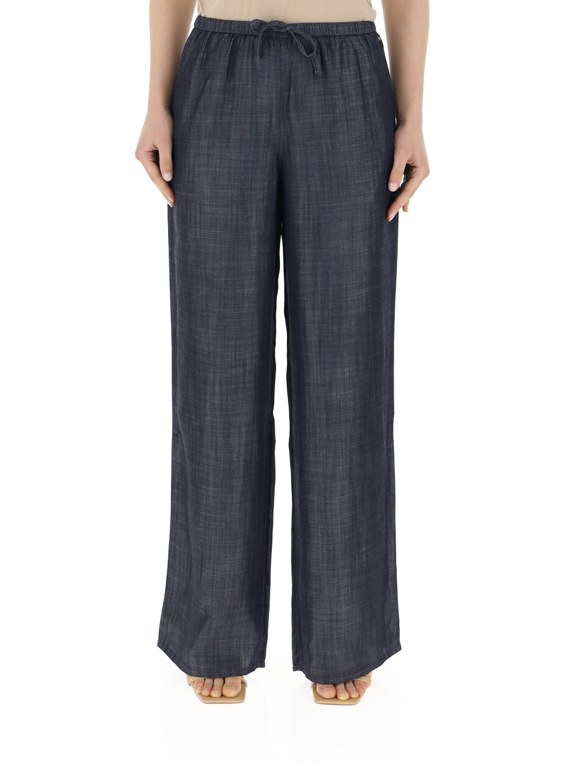 Pantalone gamba ampia