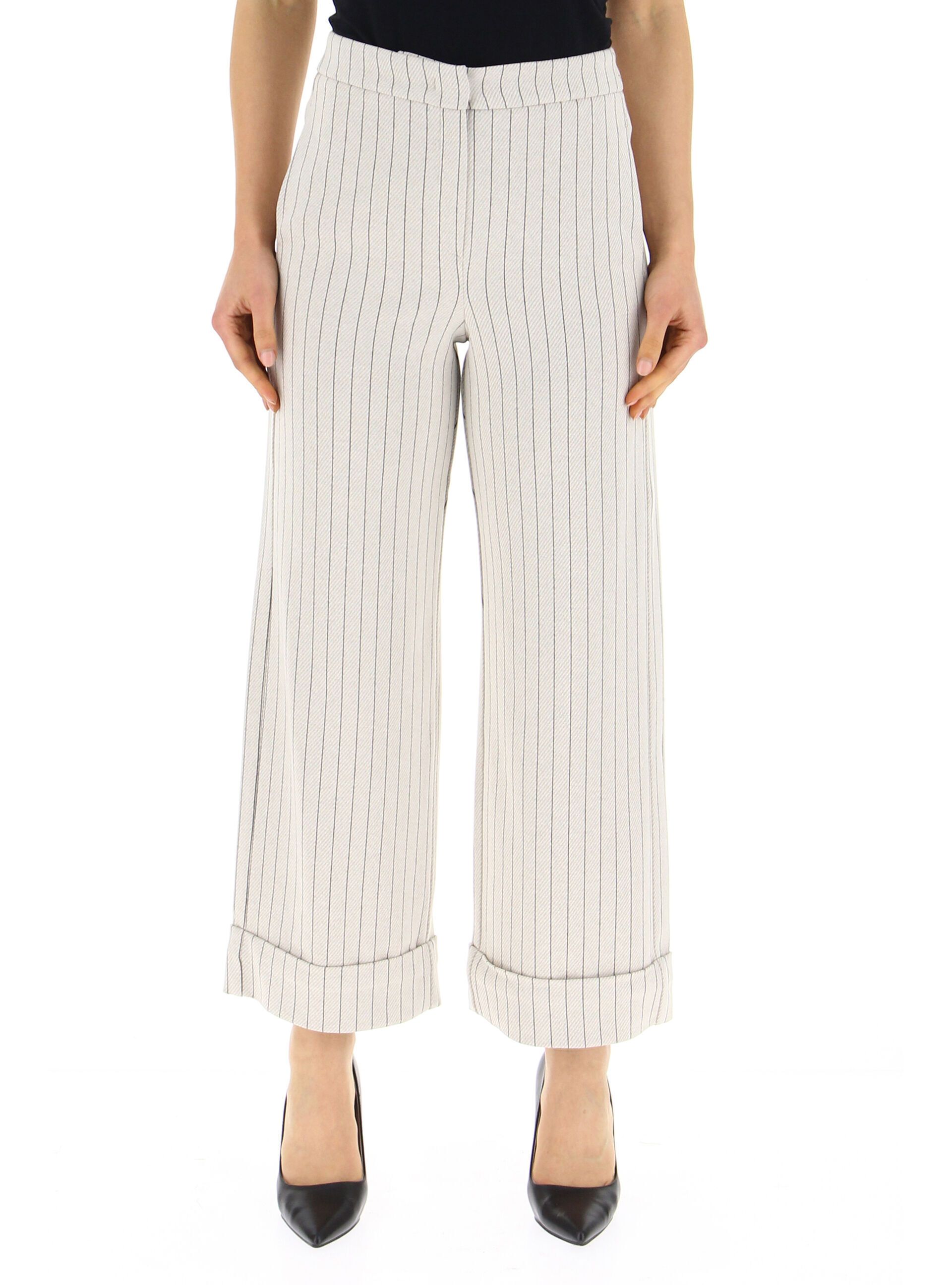 Pantalone a palazzo