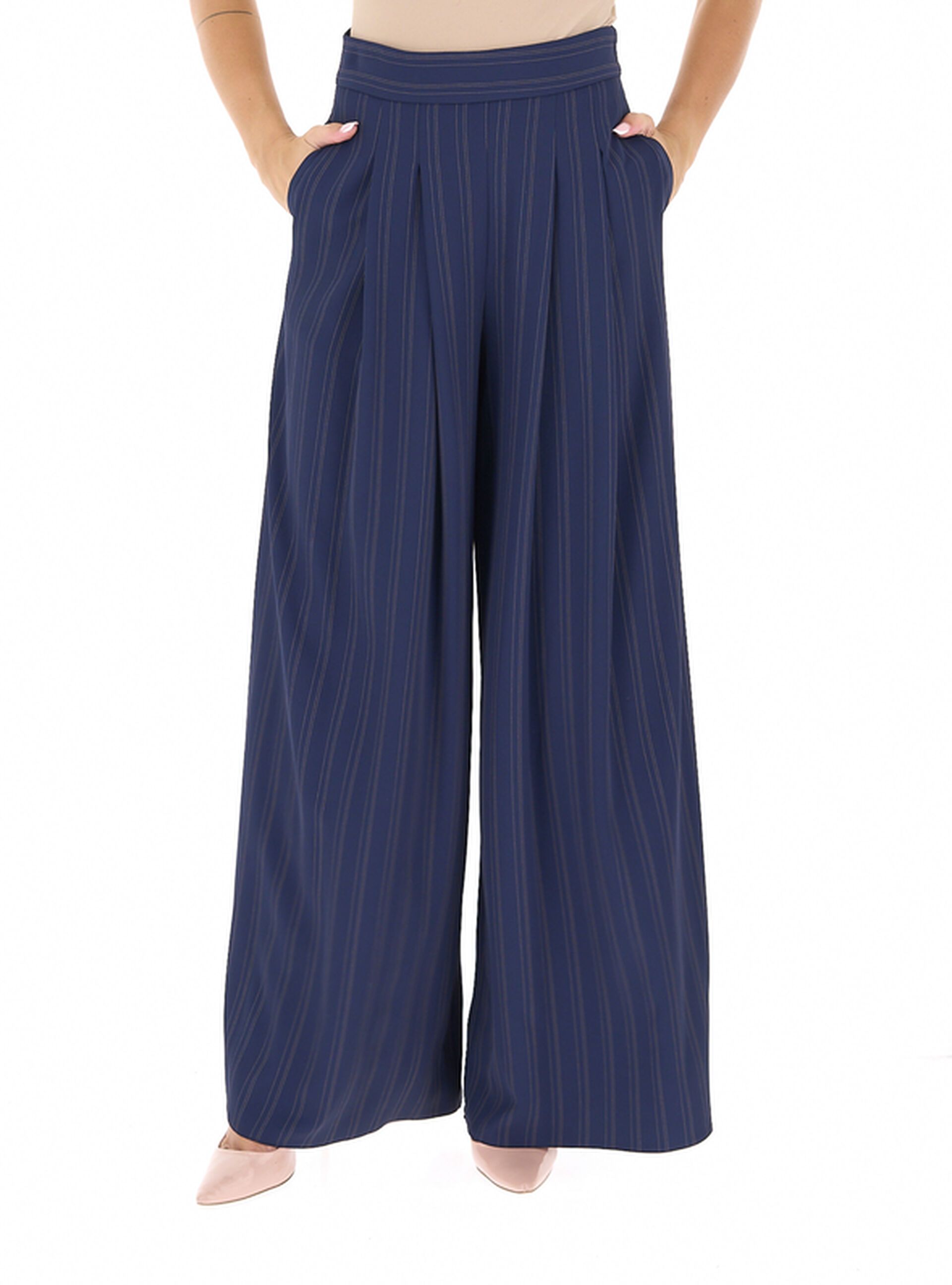 Pantalone a palazzo