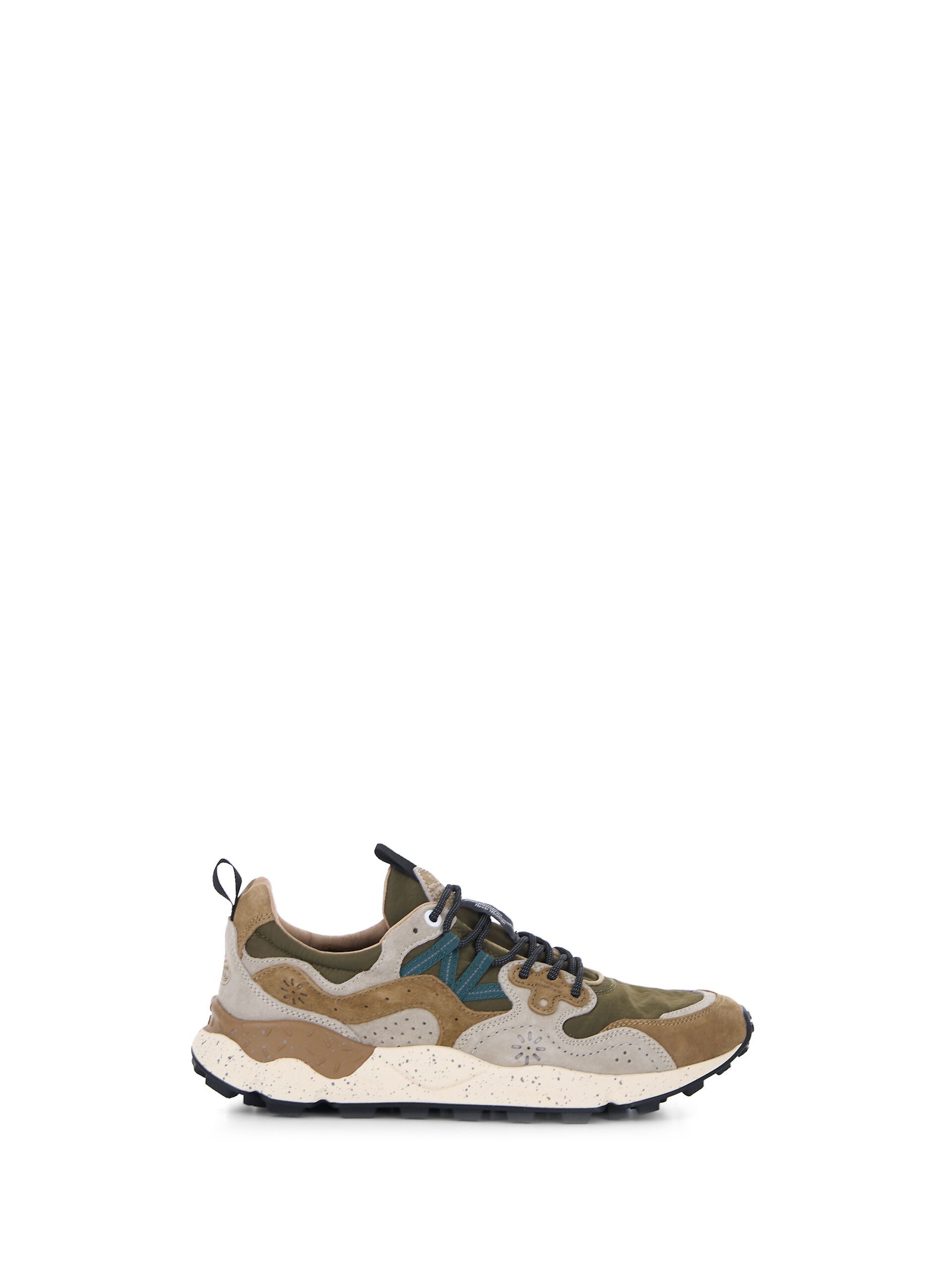 Sneakers con inserti