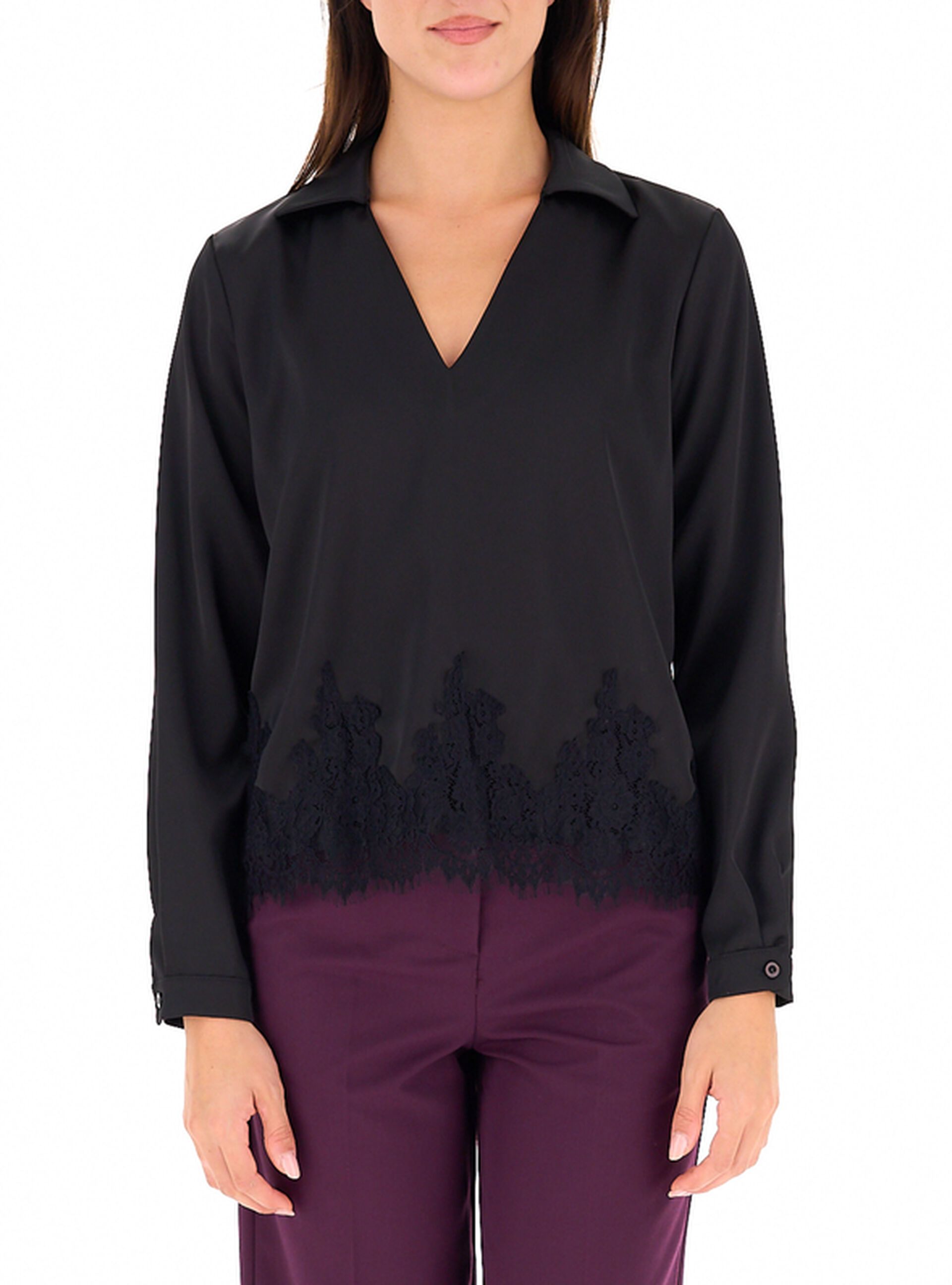 Blusa con pizzo