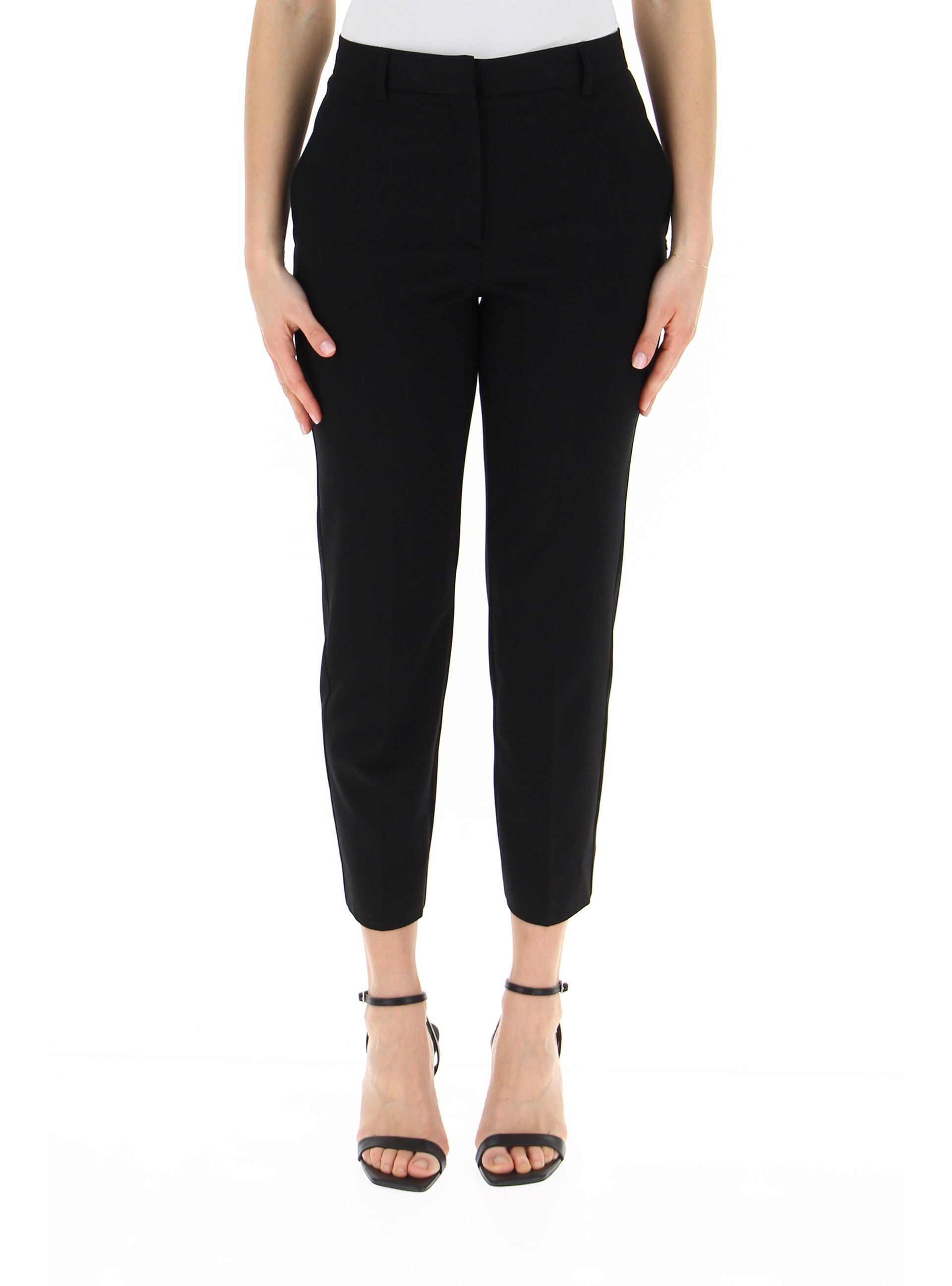 Pantalone a sigaretta