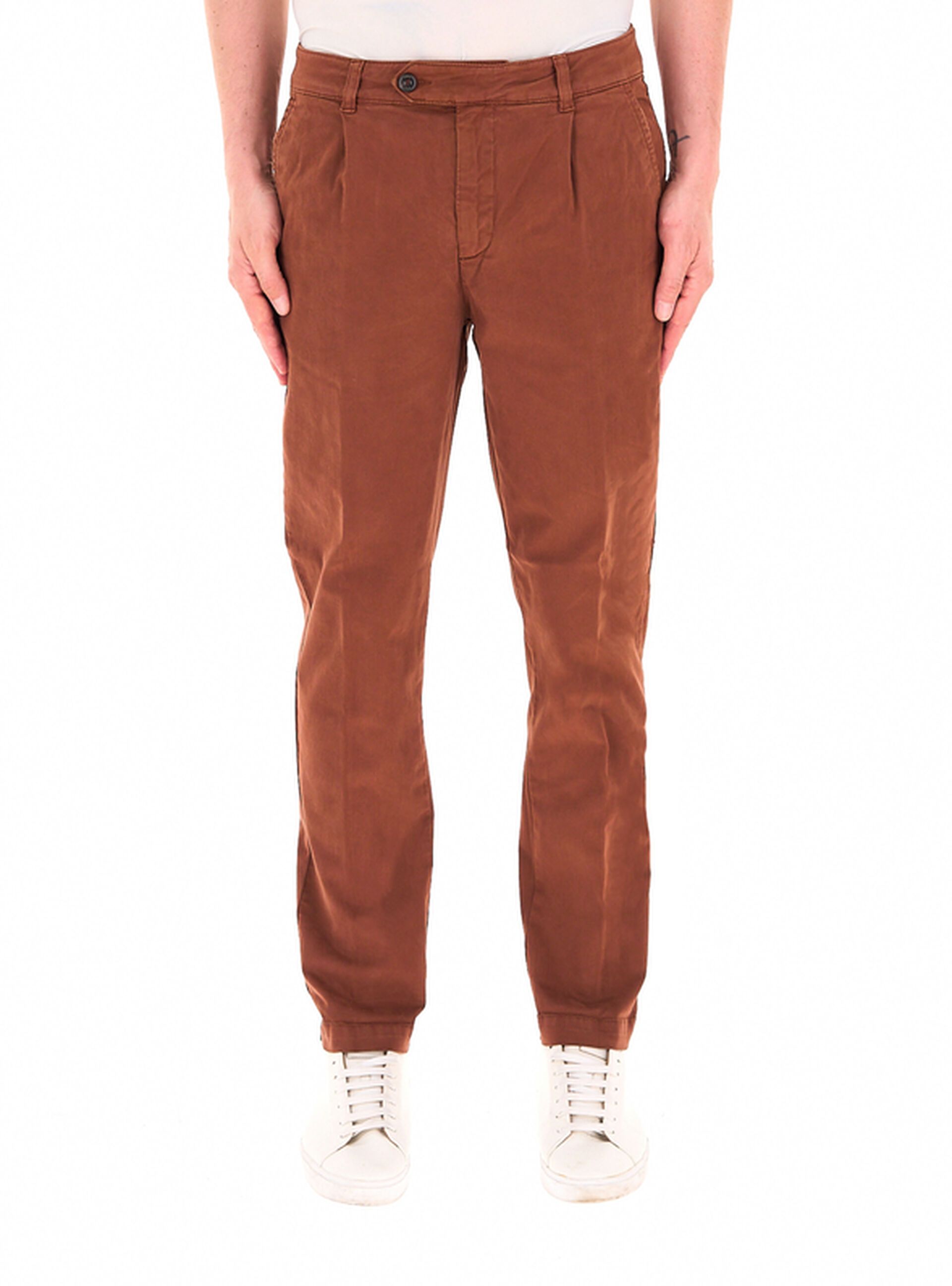 Pantalone chino