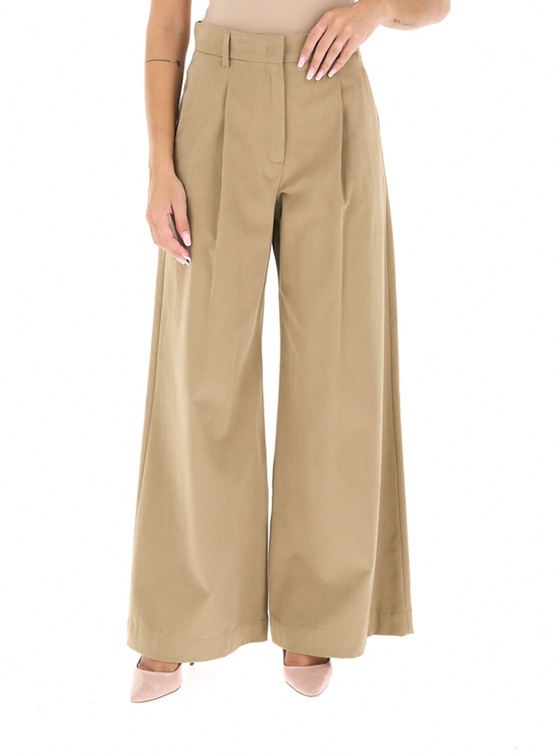 Pantalone a palazzo