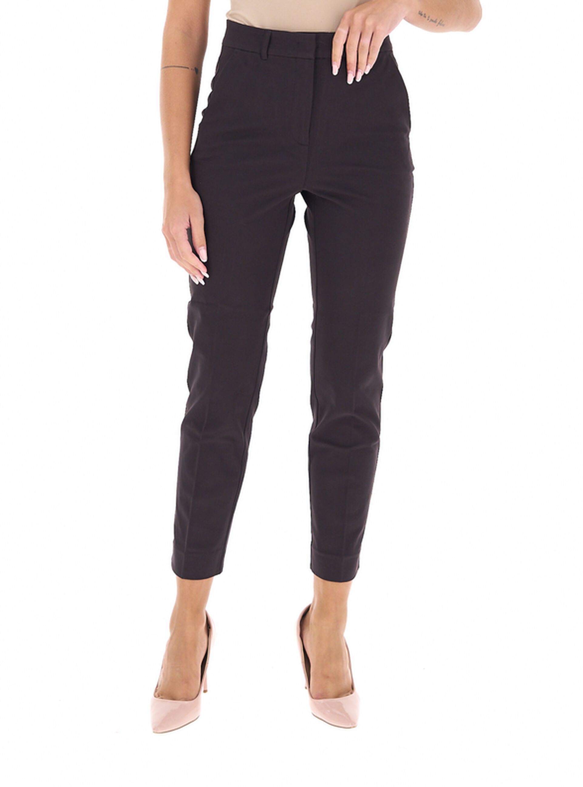 Pantalone a sigaretta