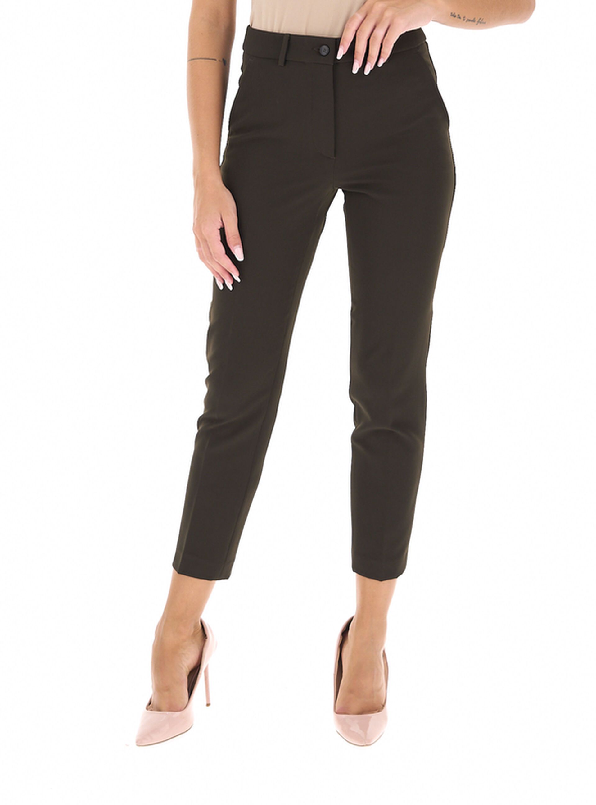 Pantalone a sigaretta
