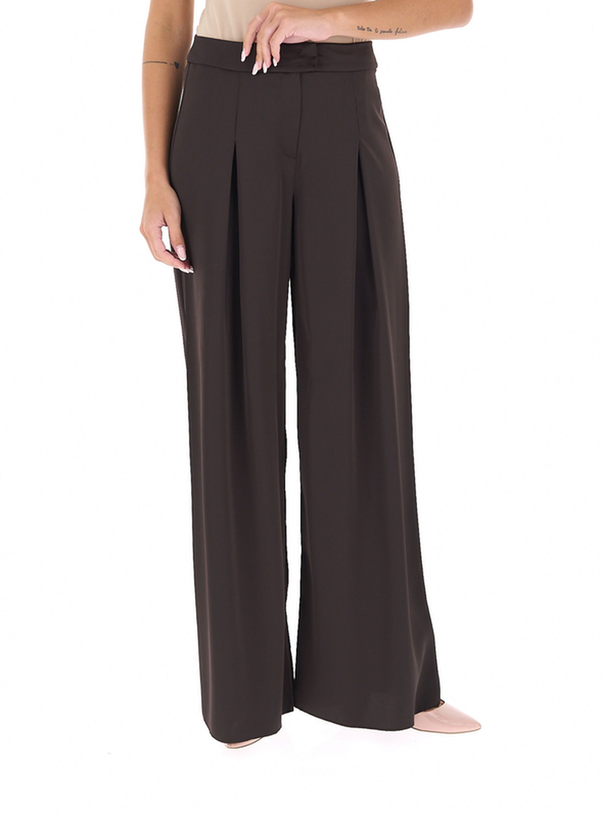 Pantalone a palazzo