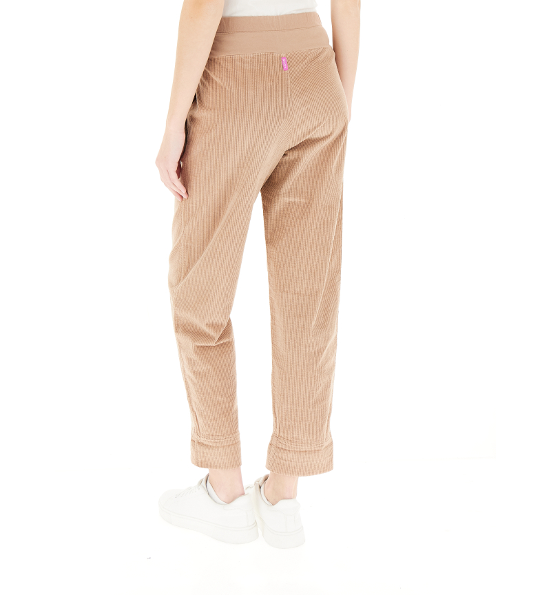 secondary product photo