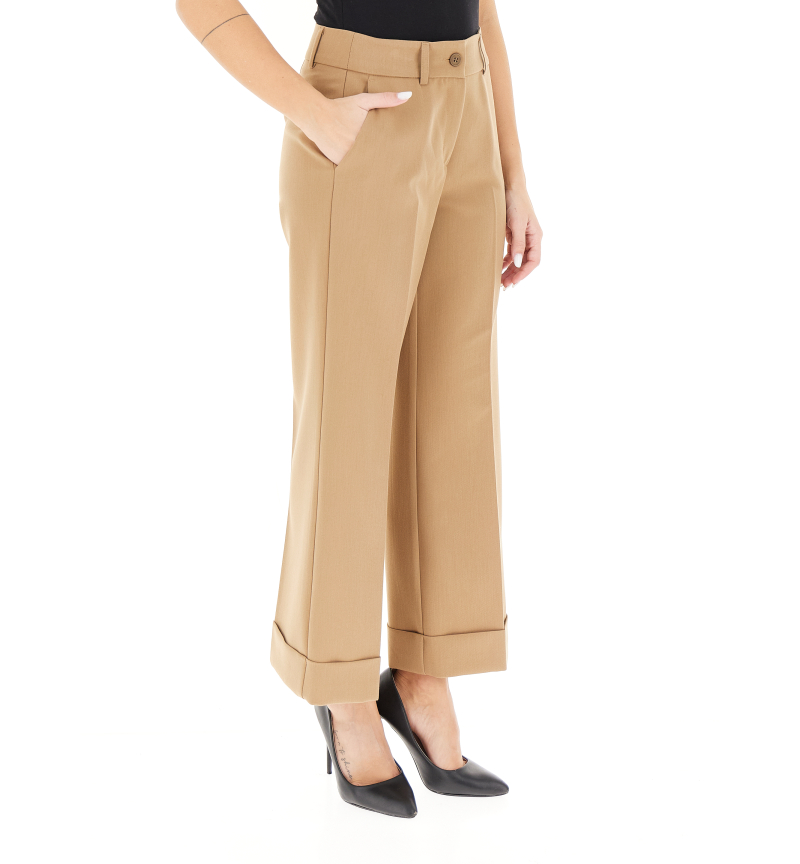 secondary product photo