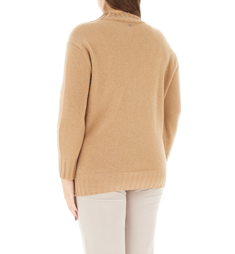 secondary product photo