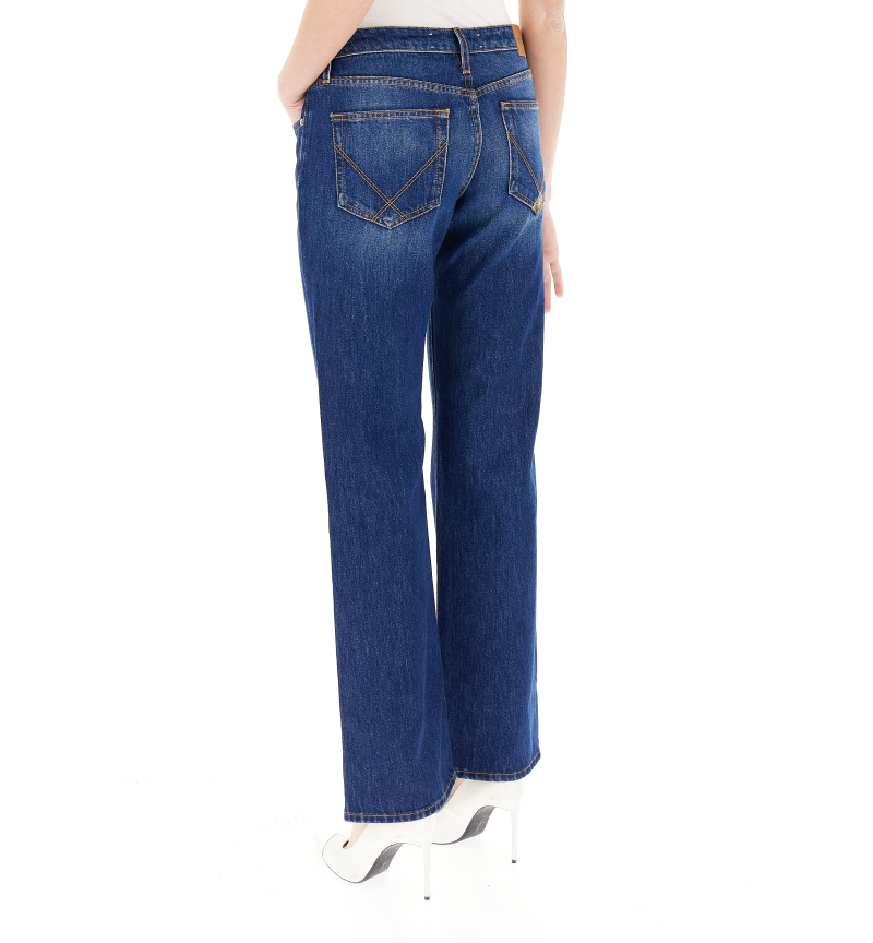 secondary product photo